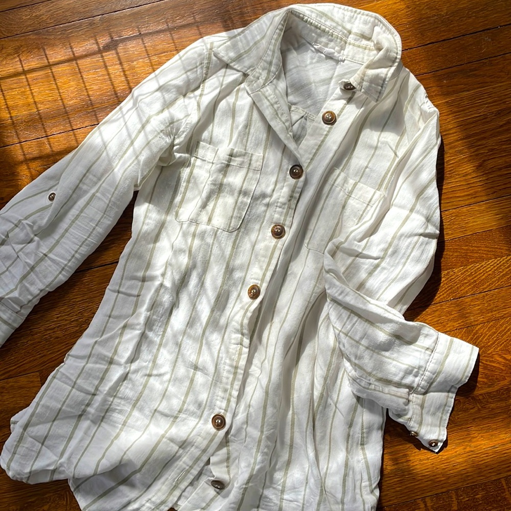 Stripped button up